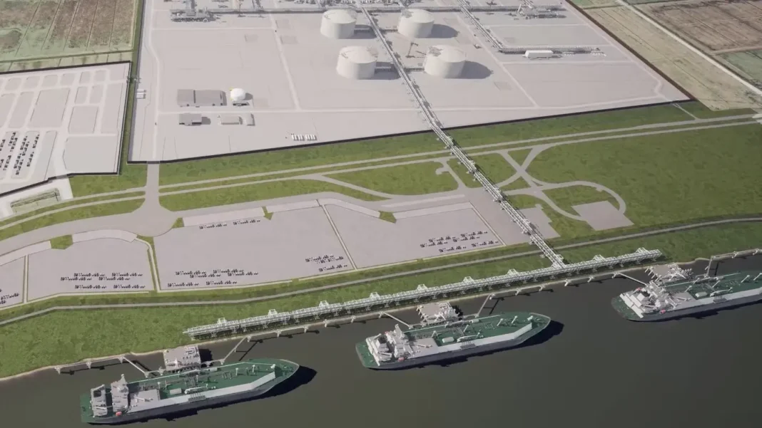 Eni e Venture Global hanno firmato un contratto a lungo termine grazie a cui l'azienda americana fornirà gas naturale liquefatto al cane a sei zampe per vent'anni, a partire dalla fine del decennio.