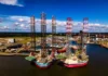 Eni entra a far parte del progetto Argentina LNG Eni ha concluso un'operazione di compravendita per una partecipazione del 32% in tre blocchi upstream, nel bacino non convenzionale di Vaca Muerta, in Argentina, facente parte del progetto Argentina LNG.
